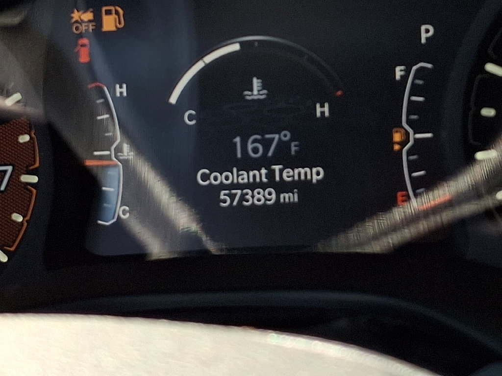 Used 2024 Jeep Compass Latitude AWD/4WD image 19