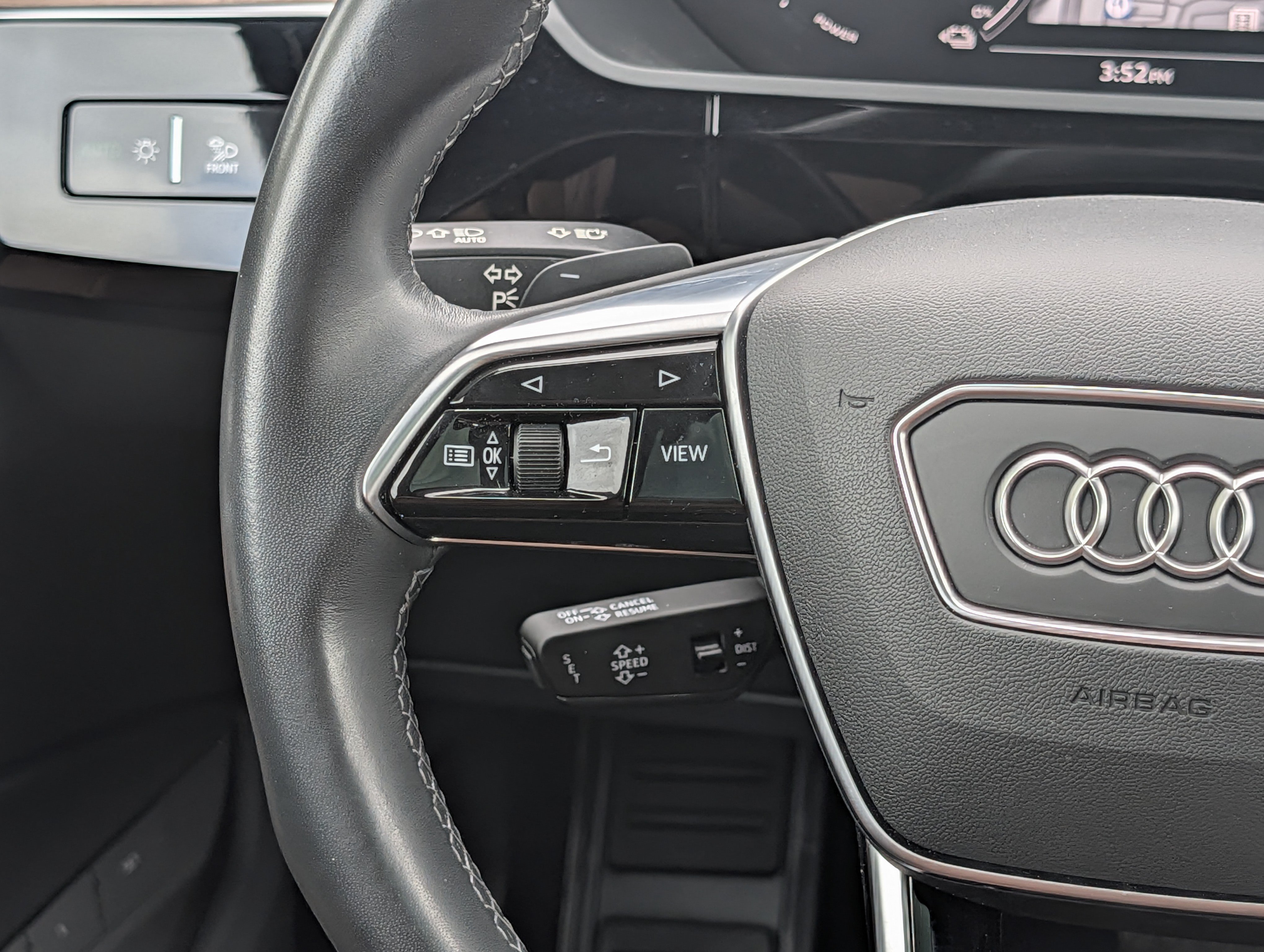 Used 2024 Audi Q8 e-tron Premium Plus w/ Premium Plus Package AWD/4WD image 22
