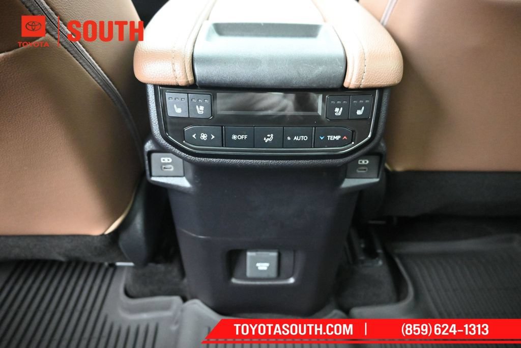 Certified 2025 Toyota Grand Highlander AWD image 27