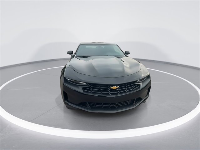 Used 2023 Chevrolet Camaro LT image 3