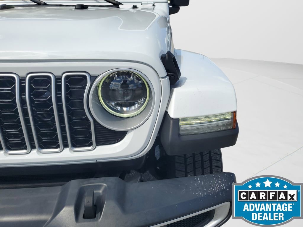 Used 2024 Jeep Wrangler Sahara w/ Technology Group image 10