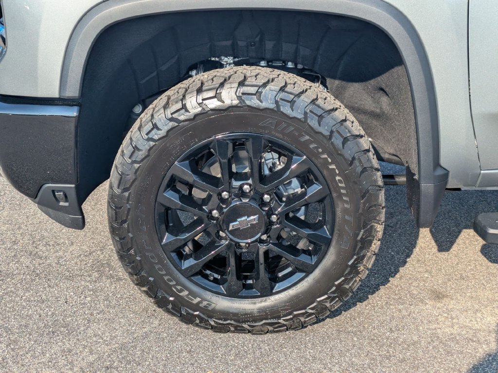 New 2026 Chevrolet Silverado 2500 LTZ w/ LTZ Plus Package AWD/4WD image 8