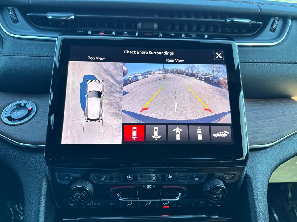 New 2025 Jeep Grand Cherokee L Summit w/ Obsidian Package image 36