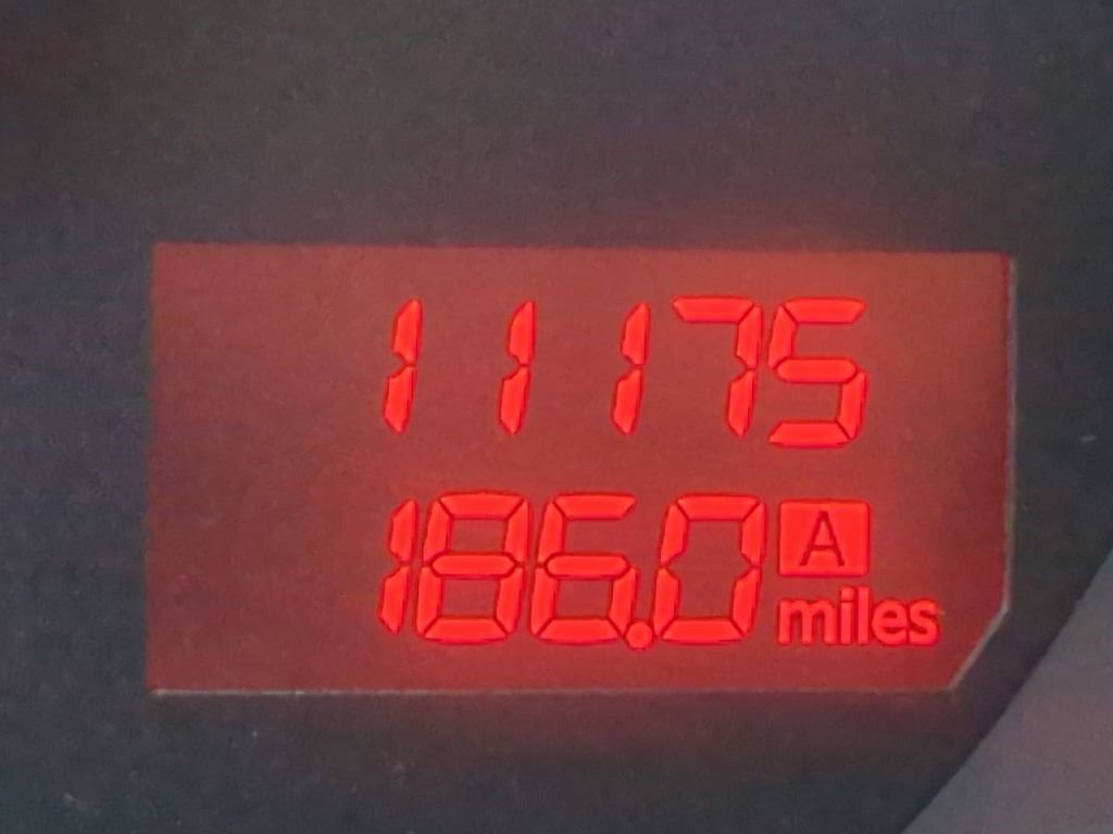 Used 2017 Nissan 370Z Touring image 27