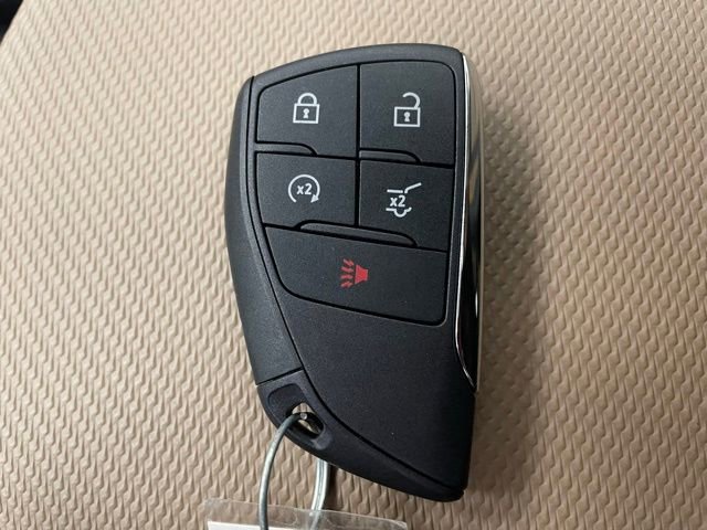 New 2025 Chevrolet Equinox ACTIV w/ Safety and Technology Package image 20