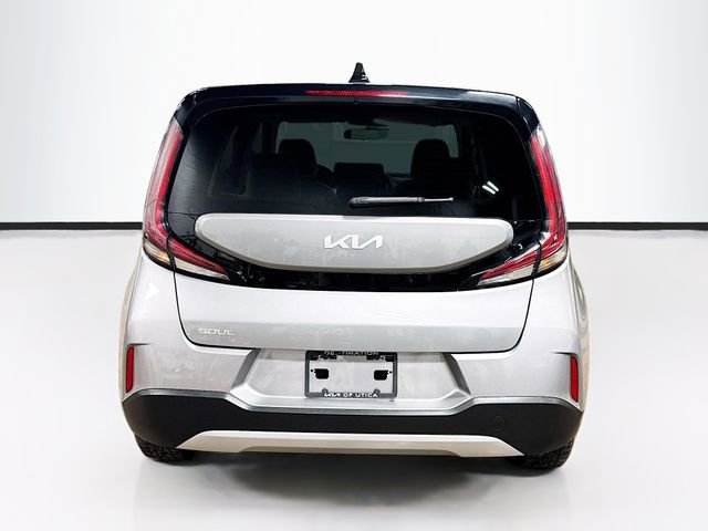 Used 2023 Kia Soul LX FWD image 6