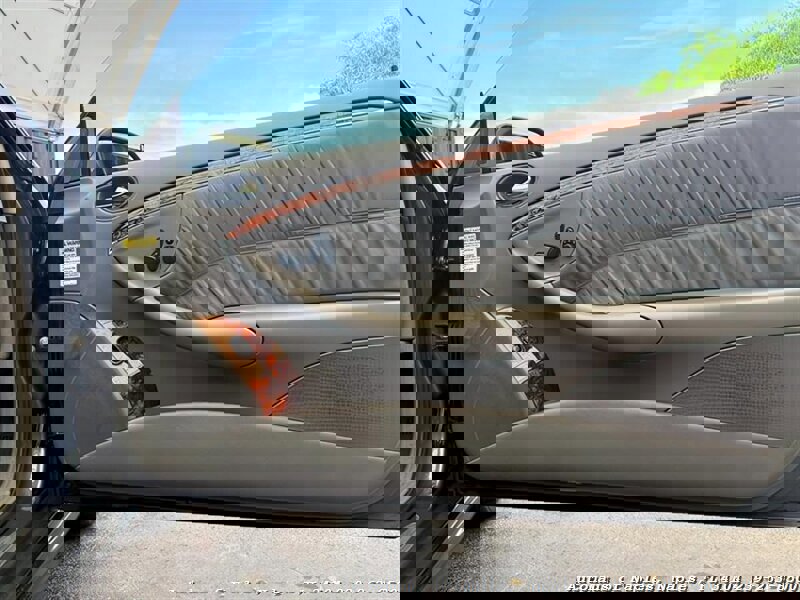 Used 2006 Mercedes-Benz CLK 500 Cabriolet image 26