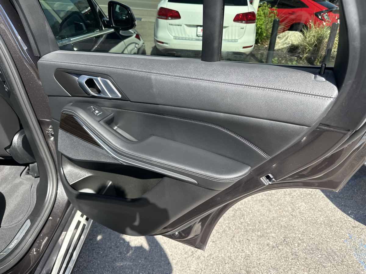 Used 2023 BMW X5 xDrive40i w/ Premium Package image 21