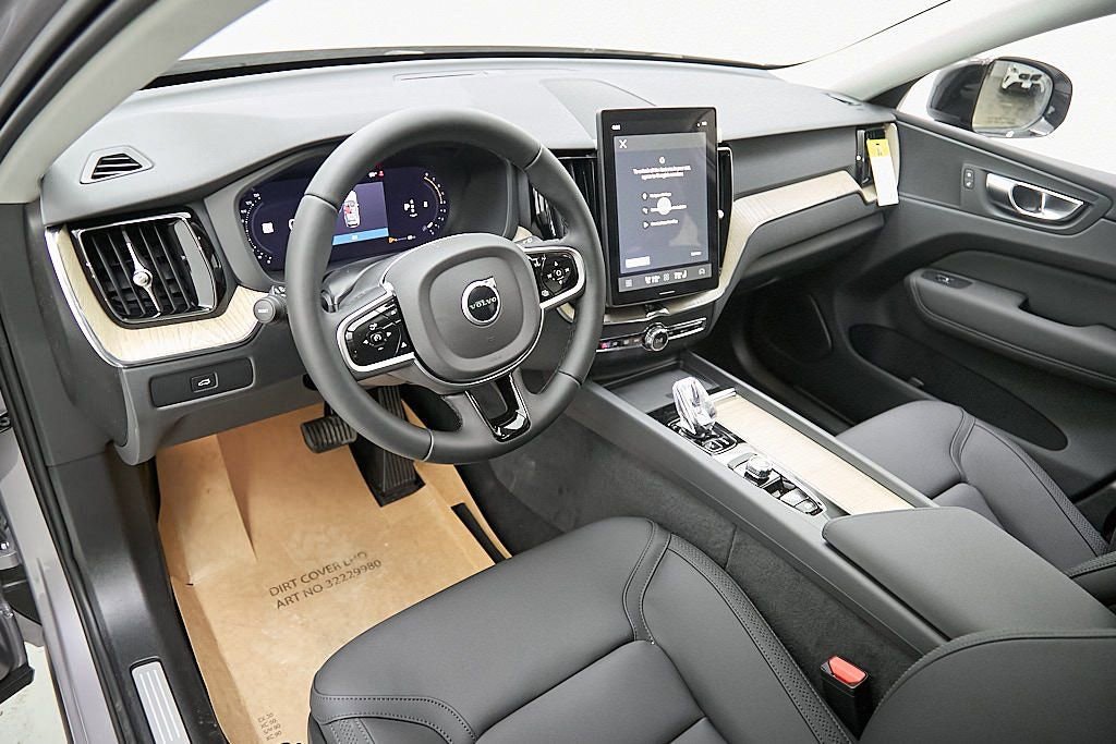 New 2026 Volvo XC60 B5 Core w/ Climate Package image 12