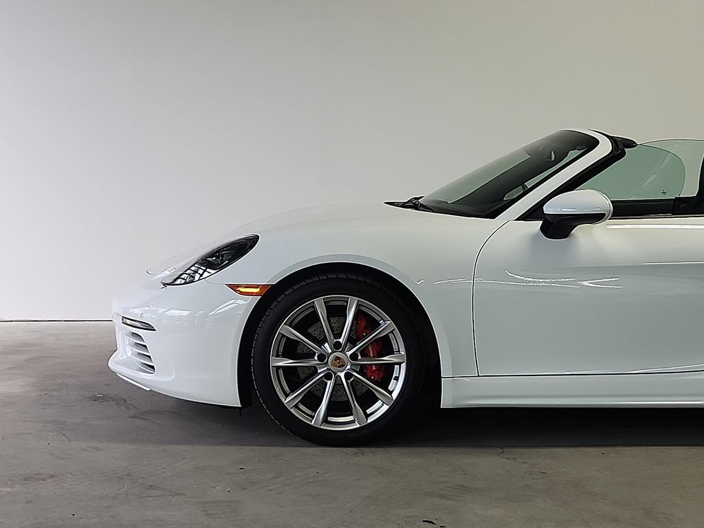 Certified 2024 Porsche 718 Boxster S RWD image 6