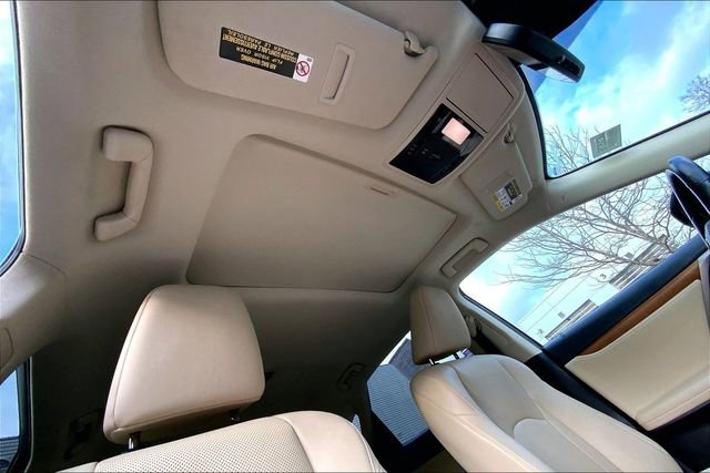 Used 2022 Lexus RX 350 AWD w/ Premium Package image 13