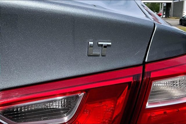 Used 2024 Chevrolet Malibu LT FWD image 23