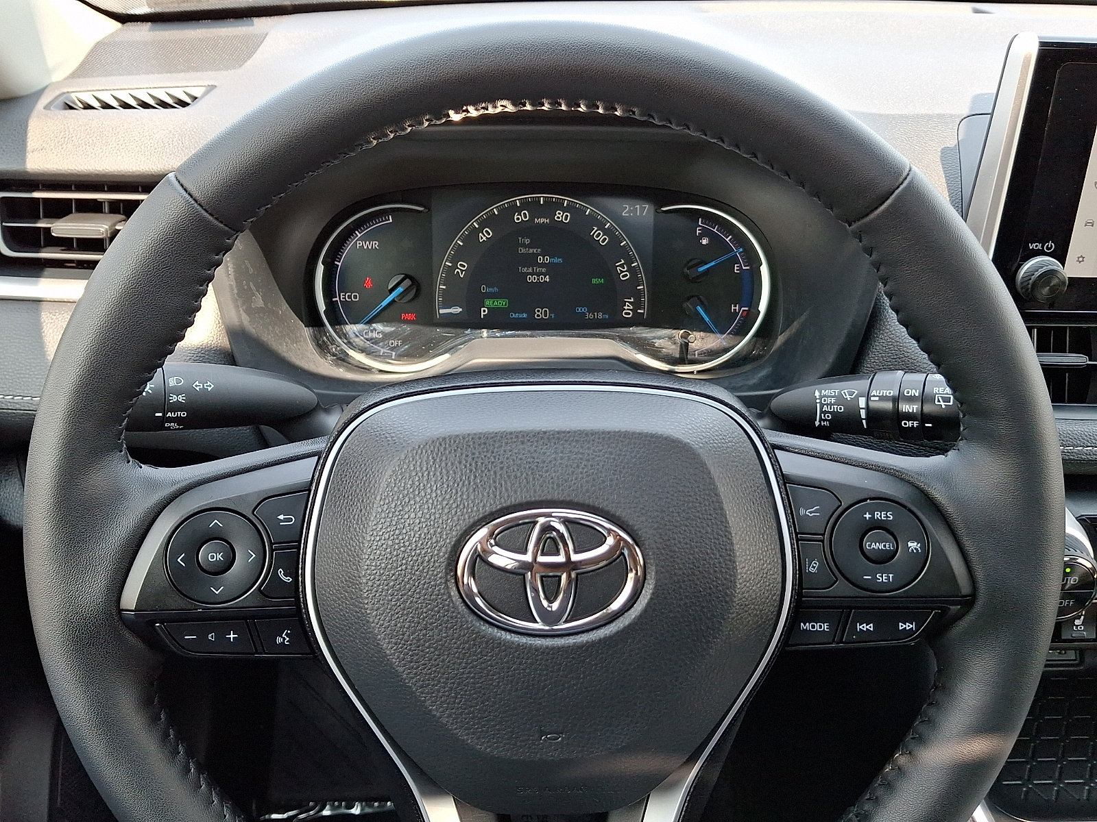 Used 2025 Toyota RAV4 XLE w/ Convenience Package AWD/4WD image 19