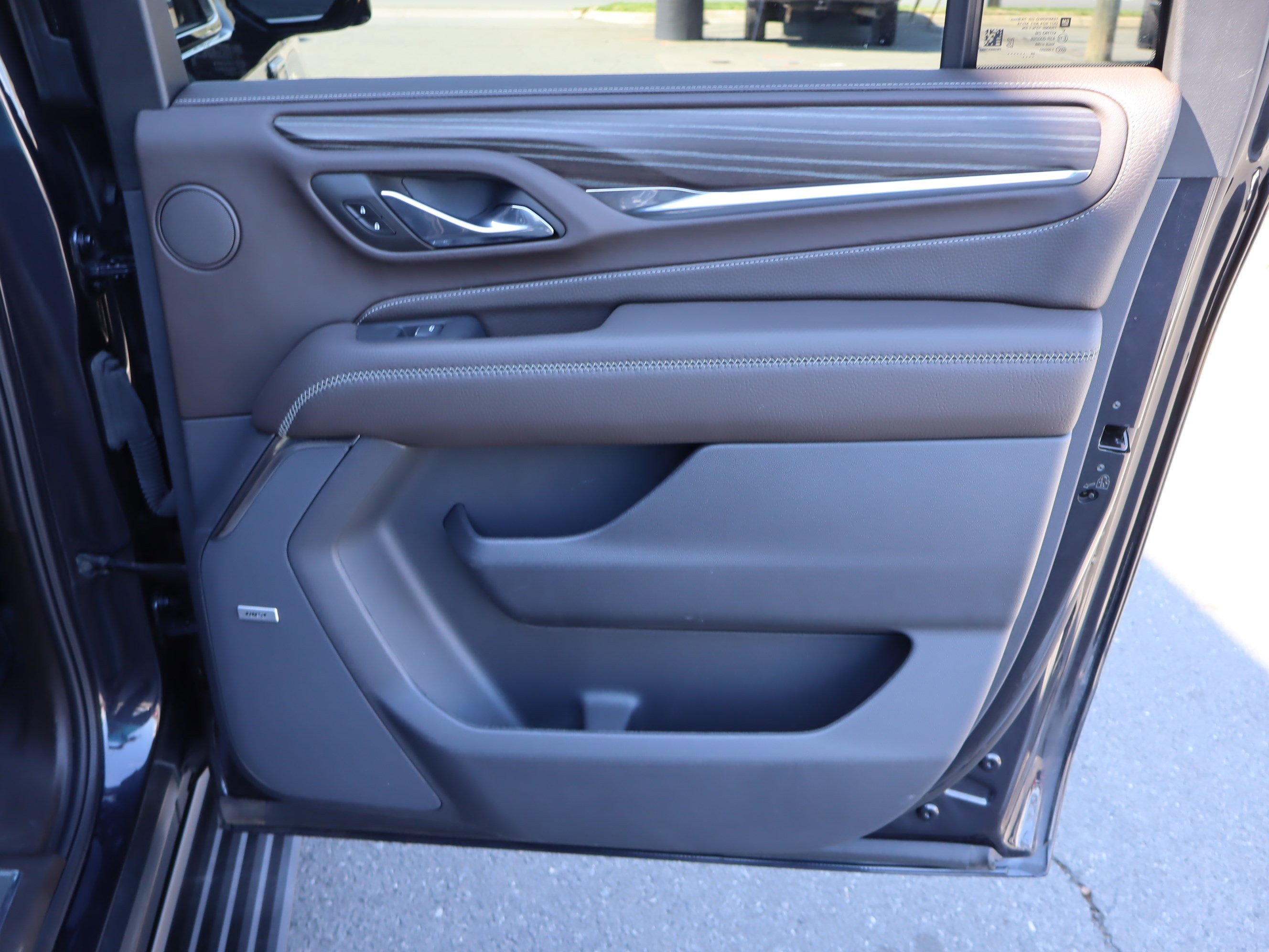 Certified 2024 GMC Yukon XL Denali w/ Advanced Technology Package image 38