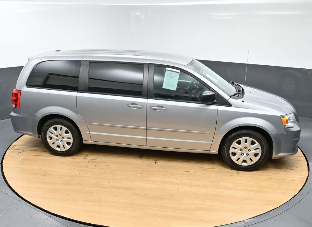 Used 2017 Dodge Grand Caravan SE w/ Power Window Group FWD image 43