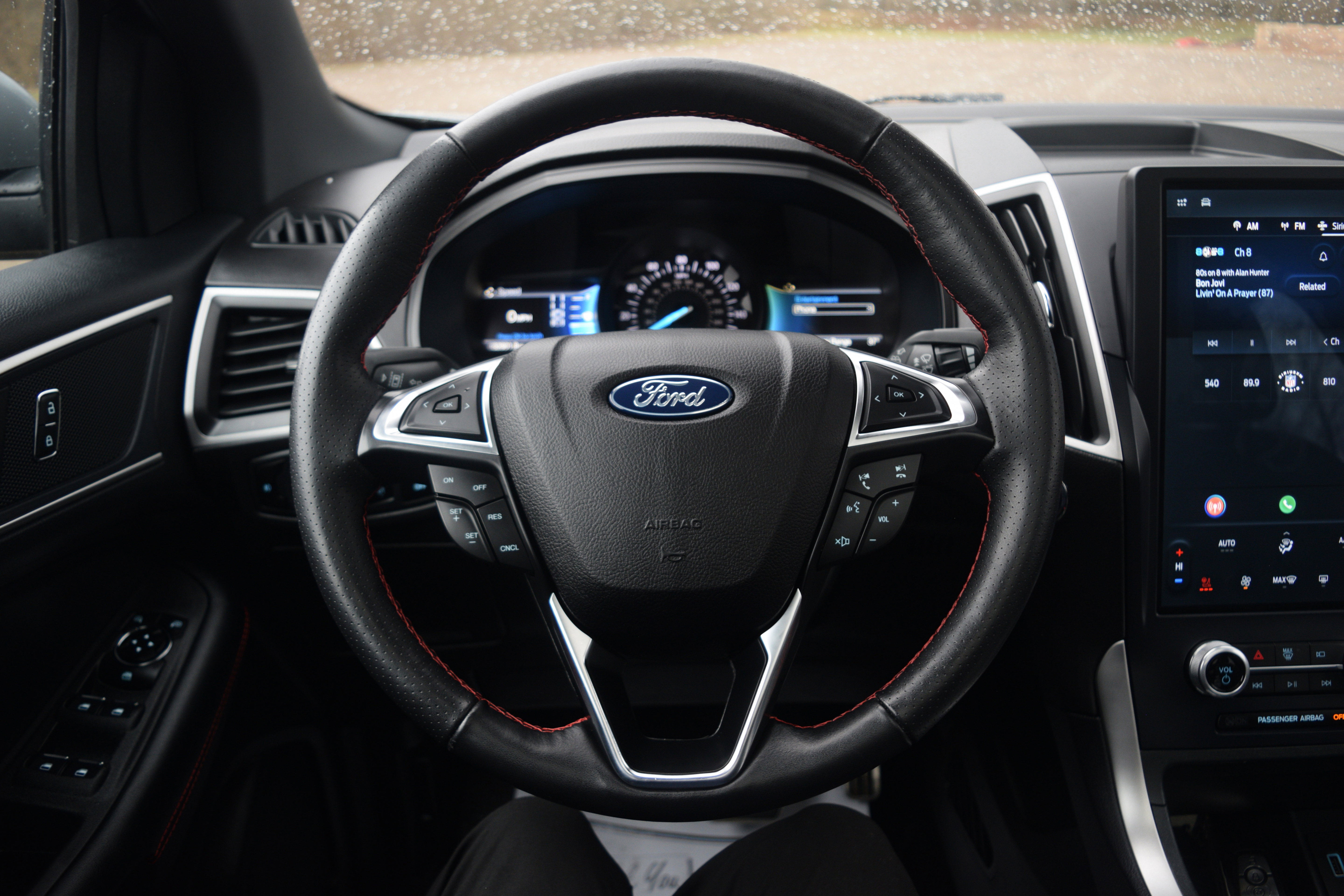 Used 2023 Ford Edge ST-Line image 4