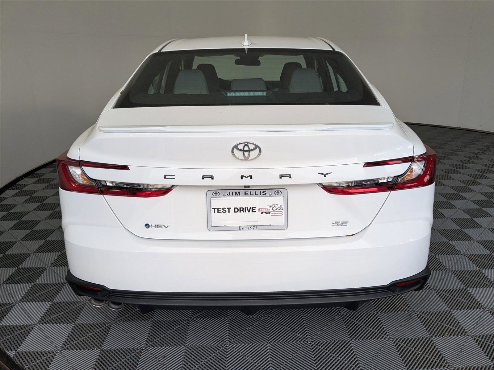 New 2026 Toyota Camry SE image 7