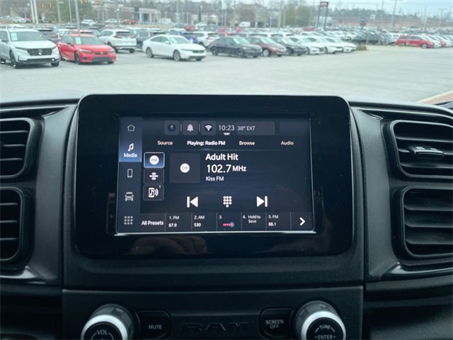 Used 2023 RAM ProMaster 2500 image 16