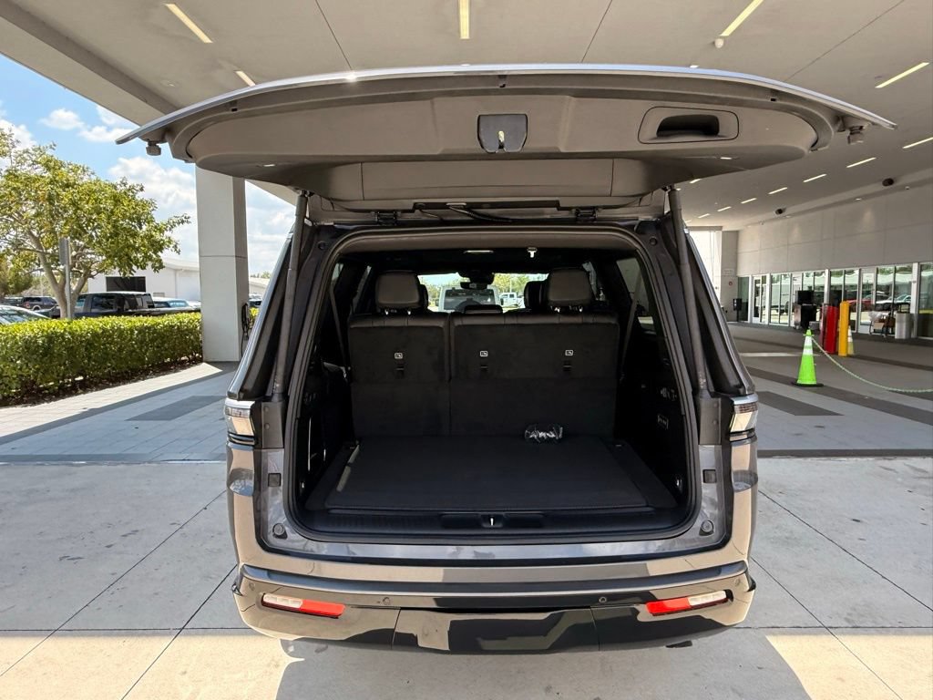 New 2026 Jeep Grand Wagoneer L 2WD w/ Premium Group I image 37