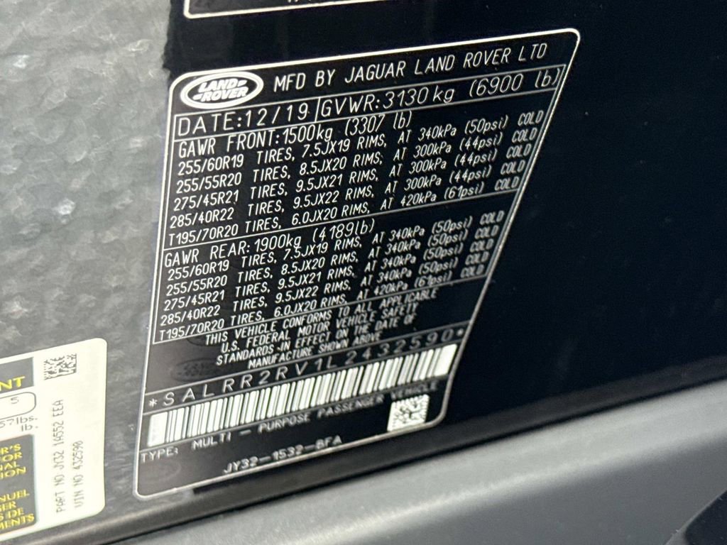 Used 2020 Land Rover Discovery HSE image 31