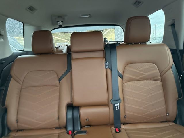 Used 2023 Nissan Pathfinder Platinum w/ Cargo Package image 37