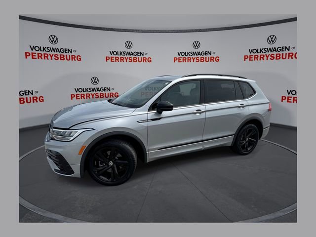 Certified 2023 Volkswagen Tiguan SE R-Line