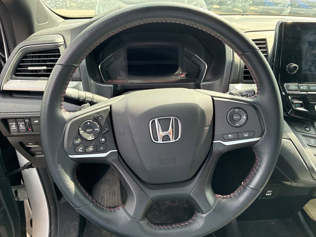 Used 2023 Honda Odyssey Sport image 13