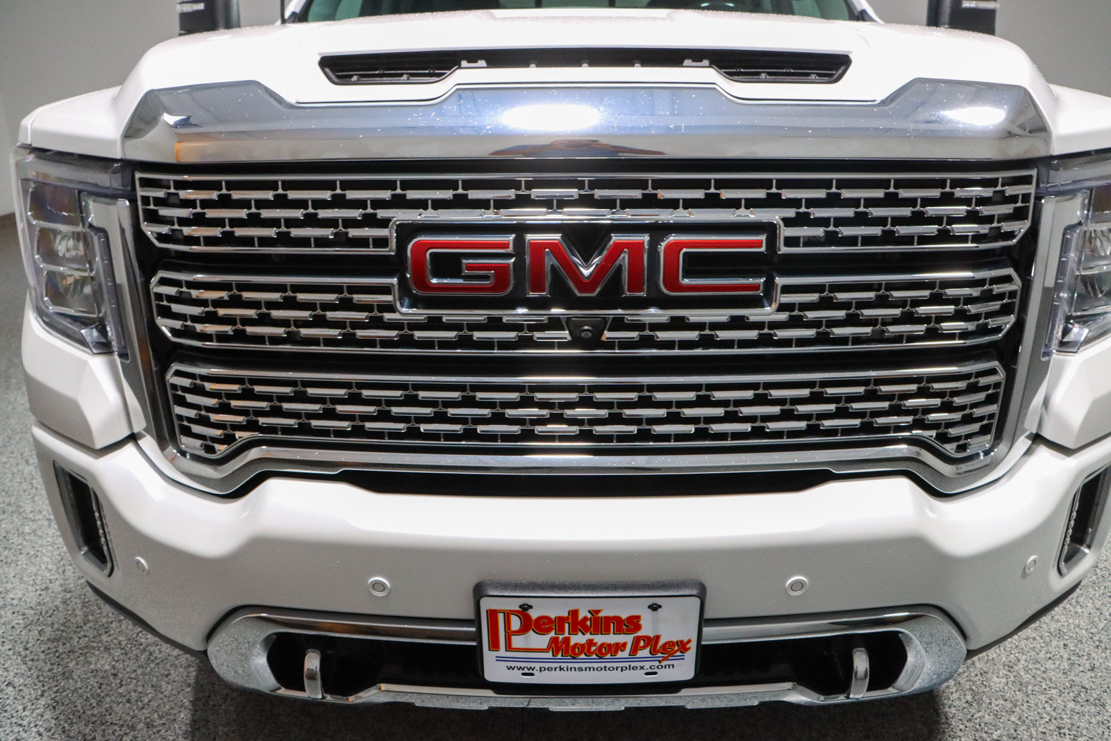 Used 2022 GMC Sierra 2500 Denali AWD/4WD image 4