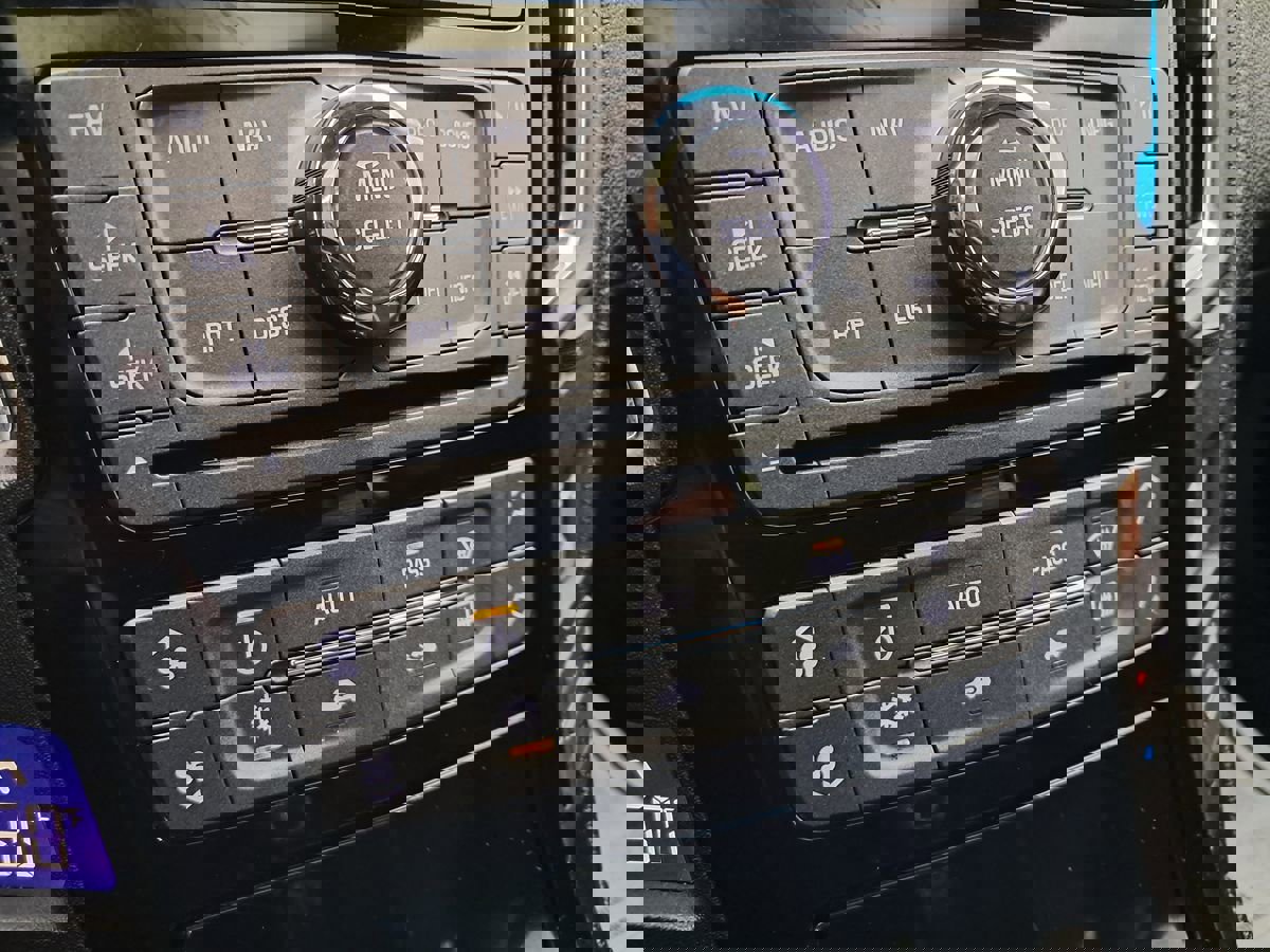 Used 2011 Cadillac CTS Performance w/ Wood Trim Package image 19