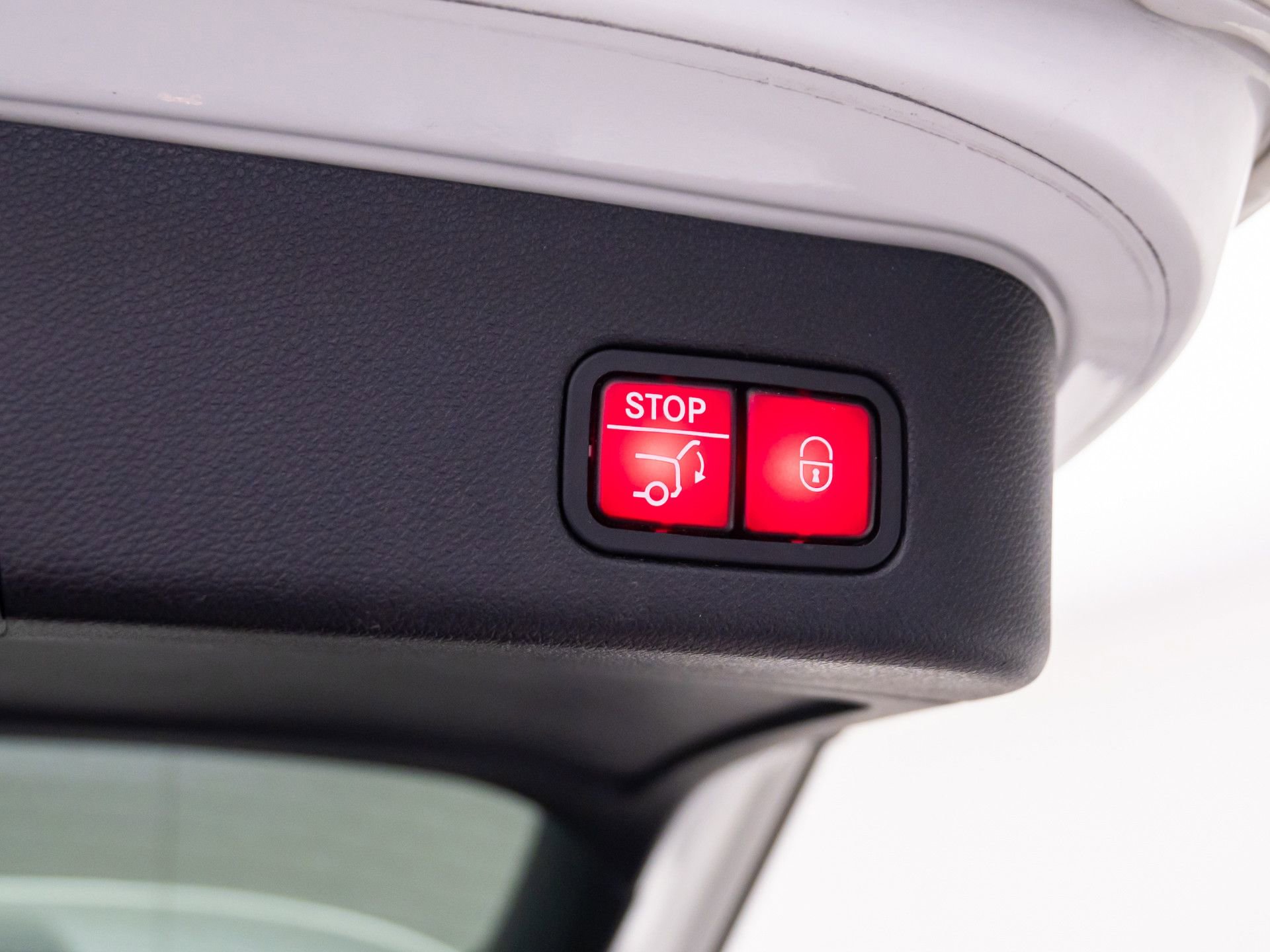 Used 2017 Mercedes-Benz GLE 400 4MATIC image 33