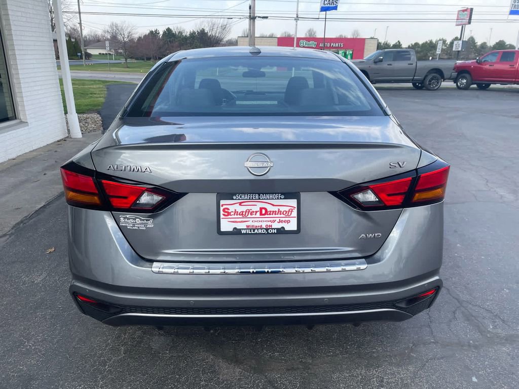 Used 2023 Nissan Altima 2.5 SV AWD/4WD image 4