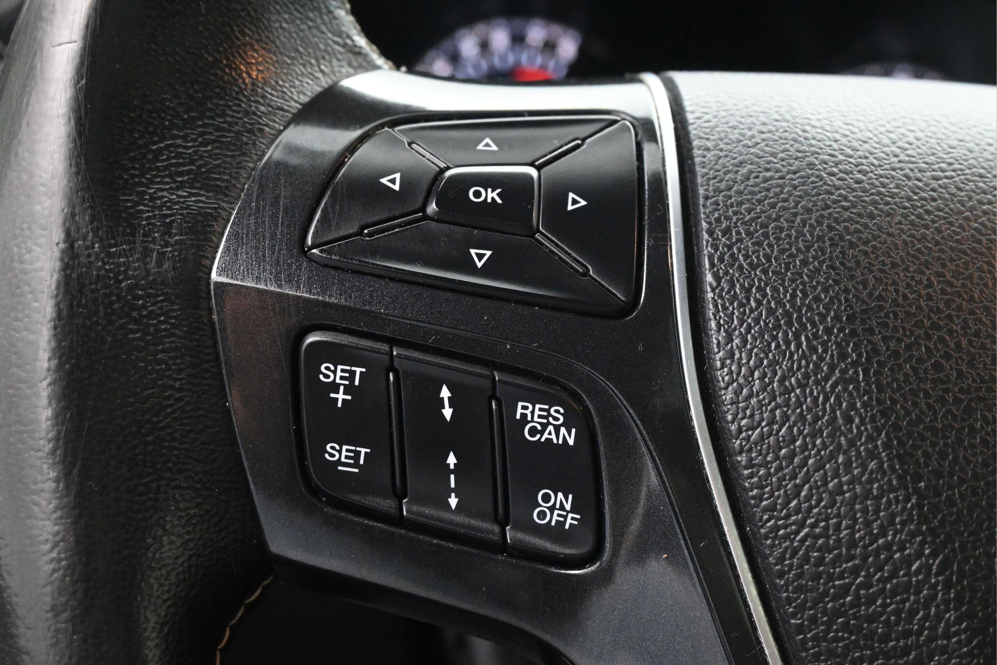 Used 2017 Ford Explorer Platinum AWD/4WD image 20