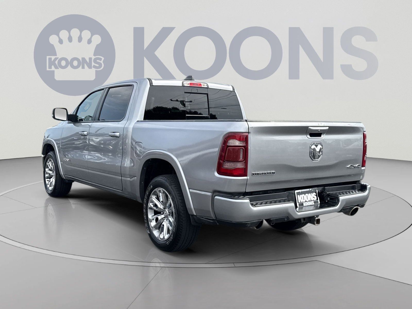Used 2022 RAM 1500 Laramie w/ Sport Appearance Package AWD/4WD image 4