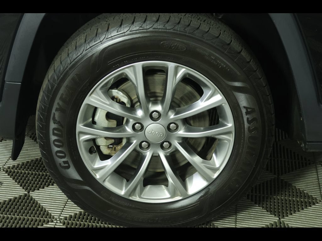 Used 2022 Jeep Cherokee Latitude Lux AWD/4WD image 12
