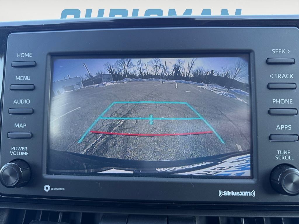 Used 2022 Toyota RAV4 XLE Premium image 19