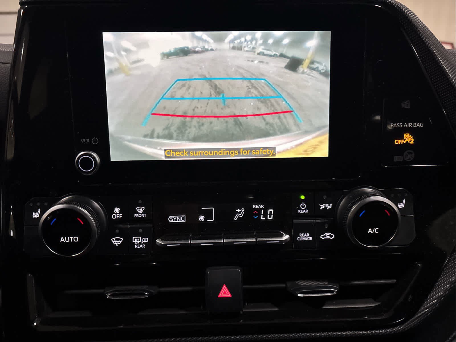 Used 2025 Toyota Highlander XSE image 5