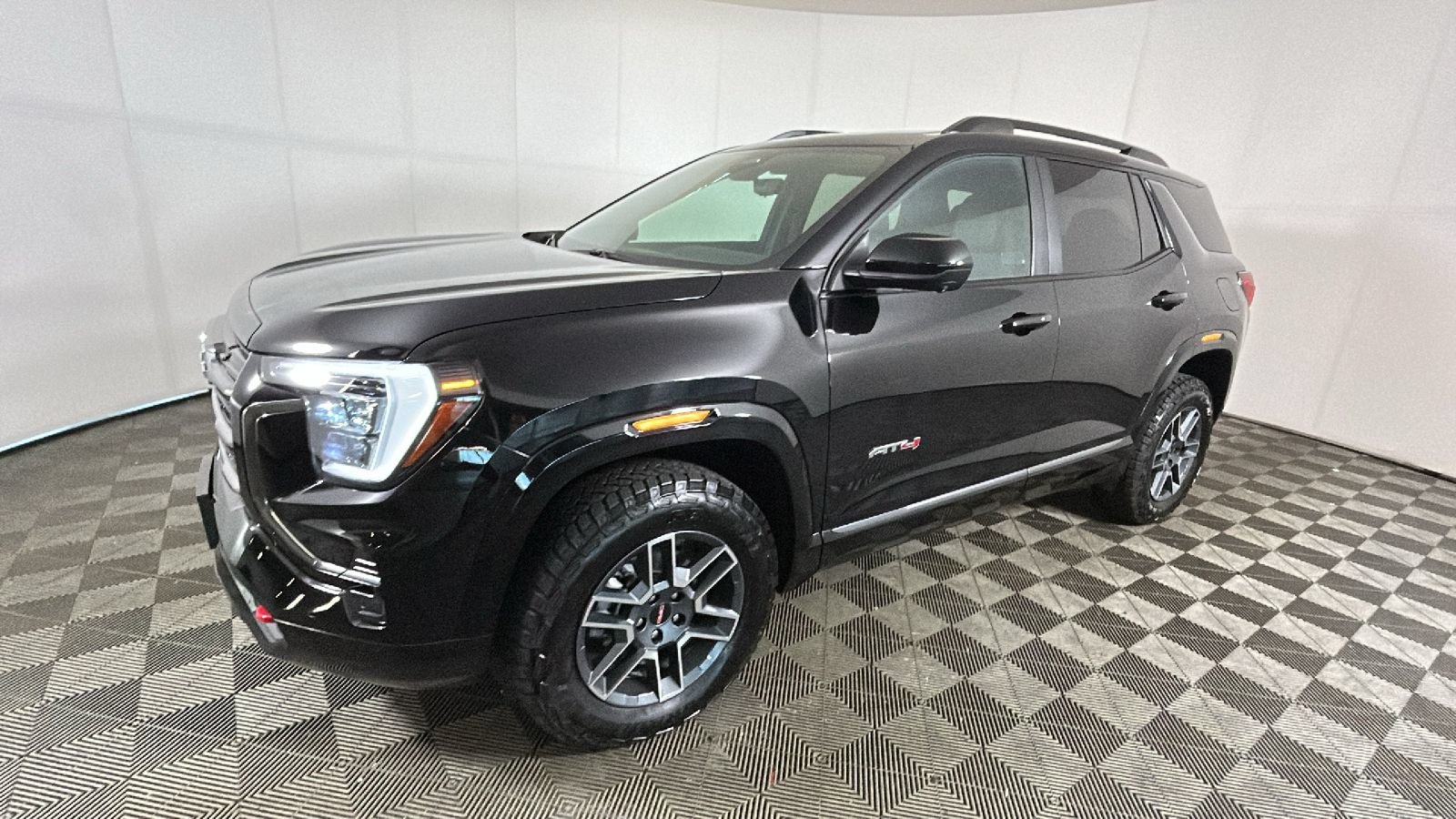 New 2026 GMC Terrain AT4 w/ Technology Package II AWD/4WD image 8
