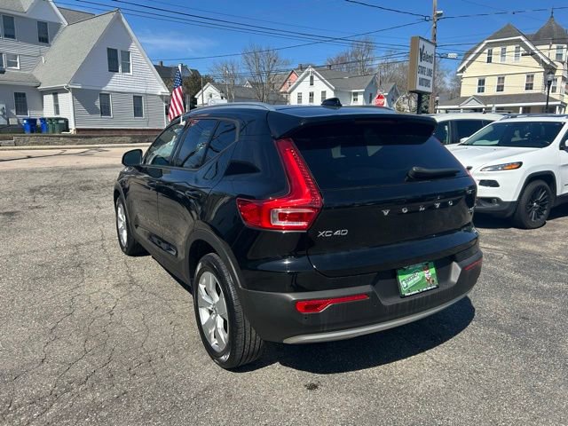 Used 2019 Volvo XC40 T5 Momentum AWD/4WD image 11
