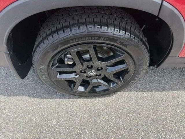 Used 2025 Honda Passport Black Edition image 30