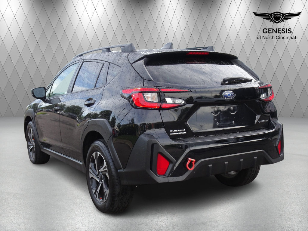Used 2024 Subaru Crosstrek 2.0i Premium AWD/4WD image 3