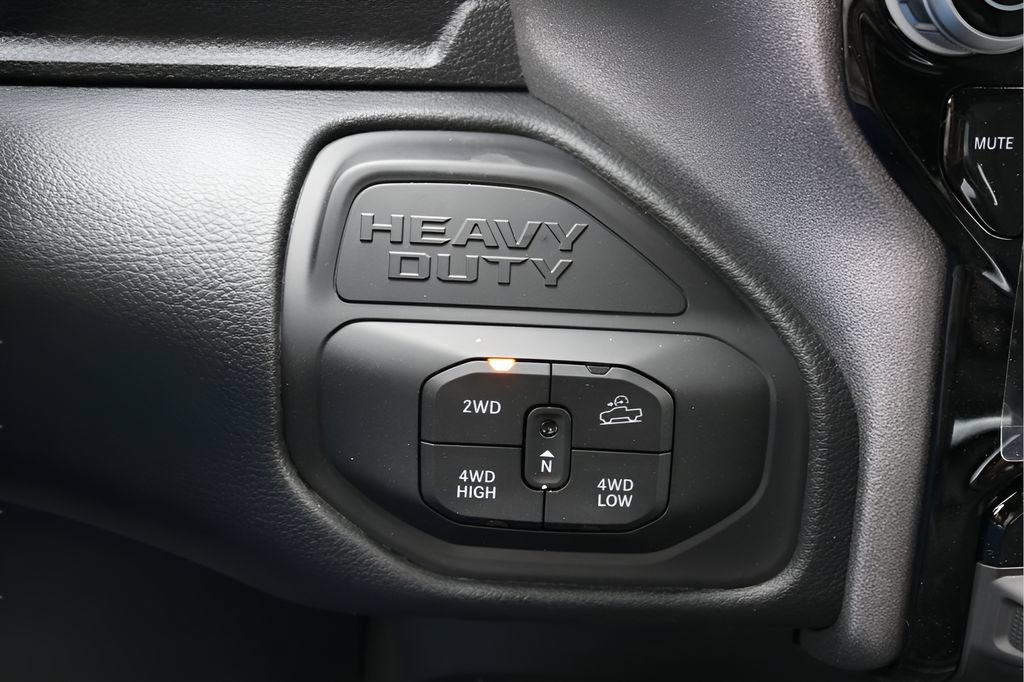 New 2026 RAM 2500 Warlock AWD/4WD image 22