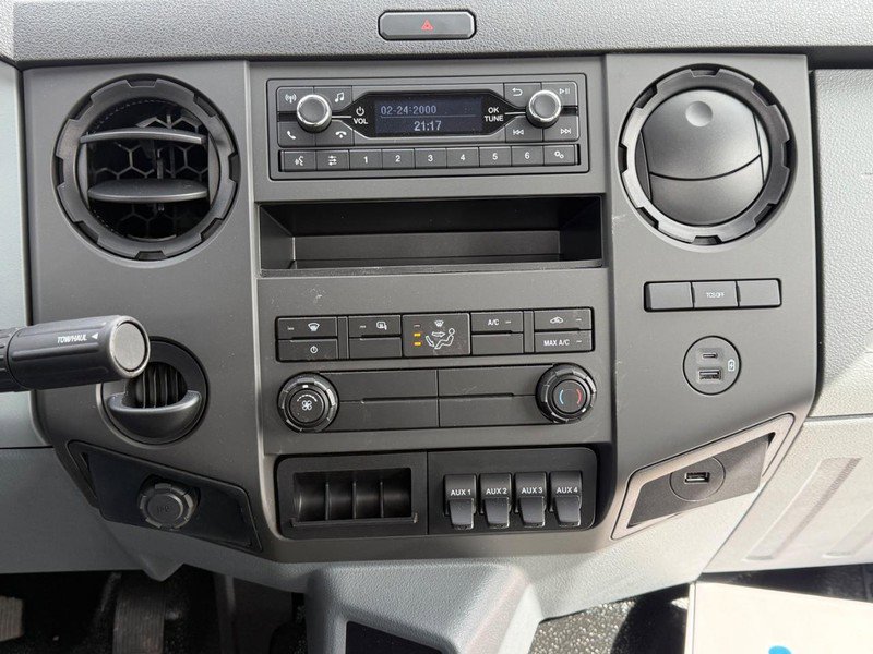 New 2027 Ford F750 2WD Regular Cab Super Duty image 17