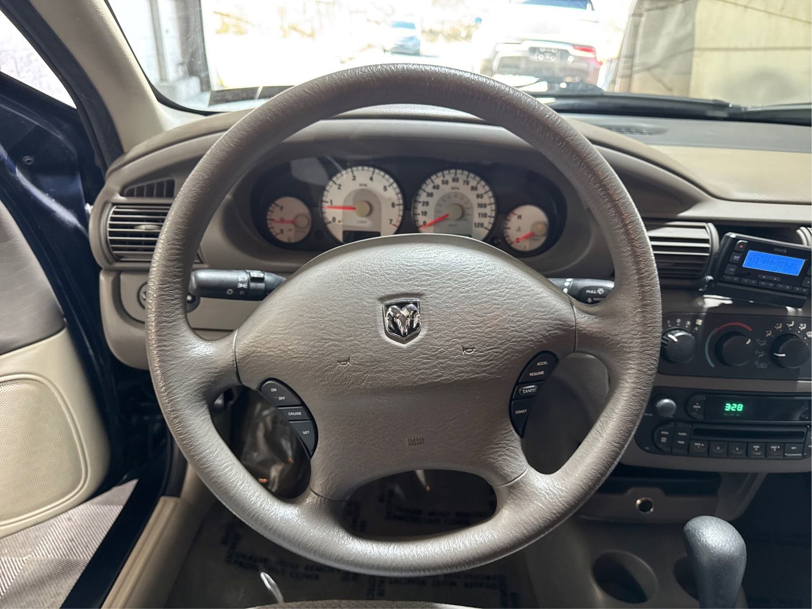 Used 2006 Dodge Stratus SXT FWD image 17