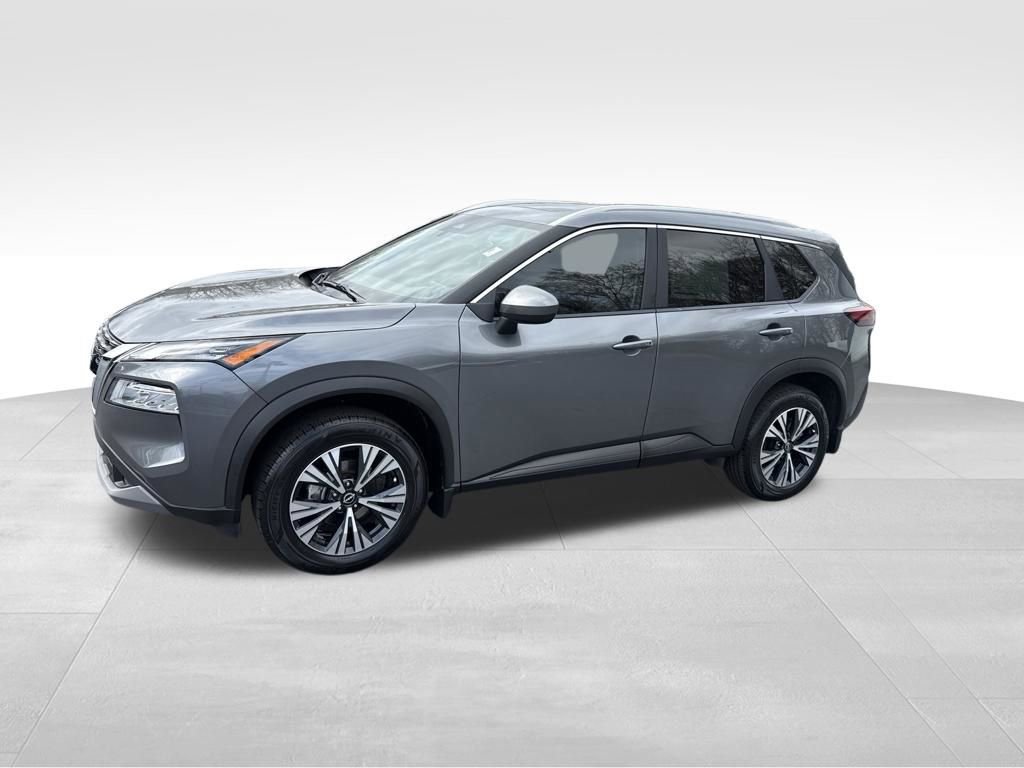 Used 2023 Nissan Rogue SV w/ SV Premium B Package image 2