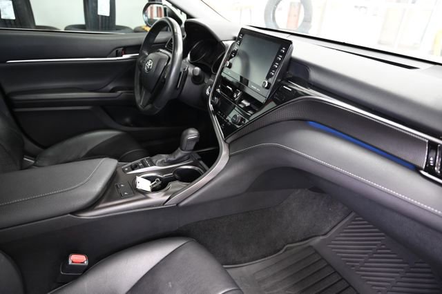 Used 2024 Toyota Camry XSE FWD image 14