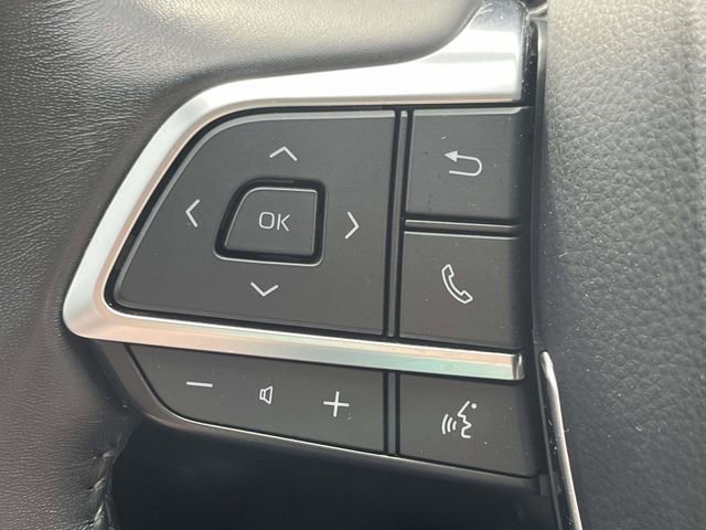 Used 2021 Toyota Highlander XLE image 31