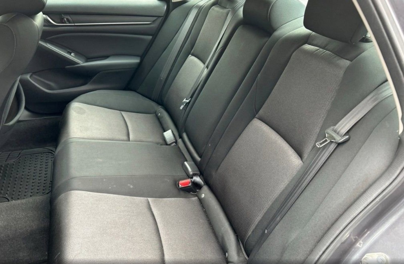 Used 2018 Honda Accord EX image 14