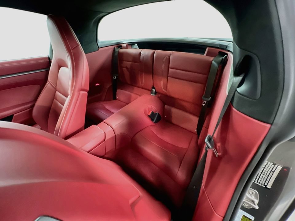 Certified 2024 Porsche 911 Targa 4 AWD/4WD image 23