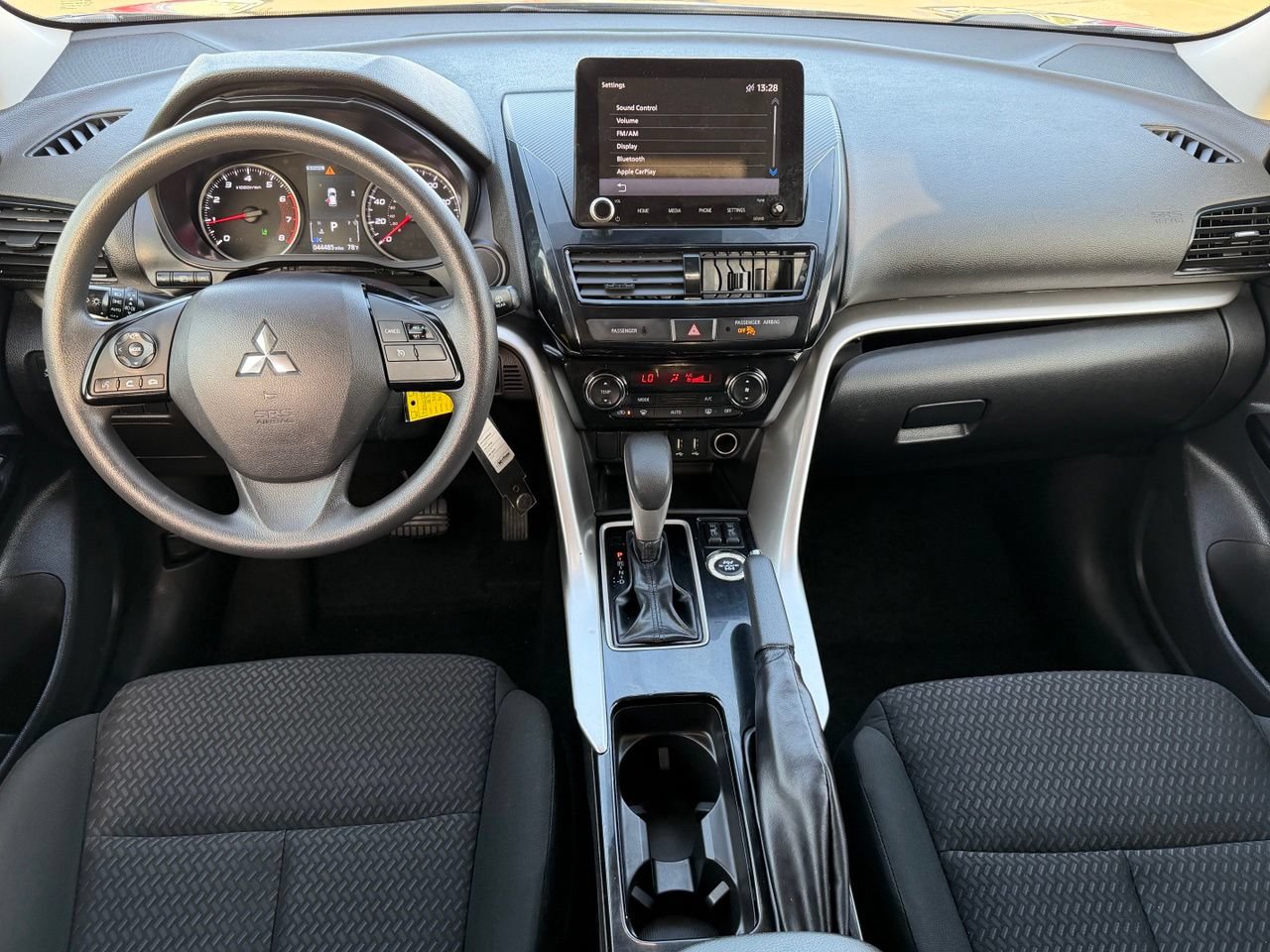 Used 2023 Mitsubishi Eclipse Cross LE AWD/4WD image 9