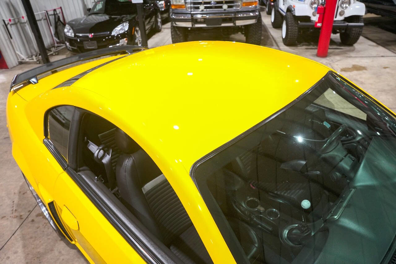 Used 2004 Ford Mustang Mach 1 RWD image 18